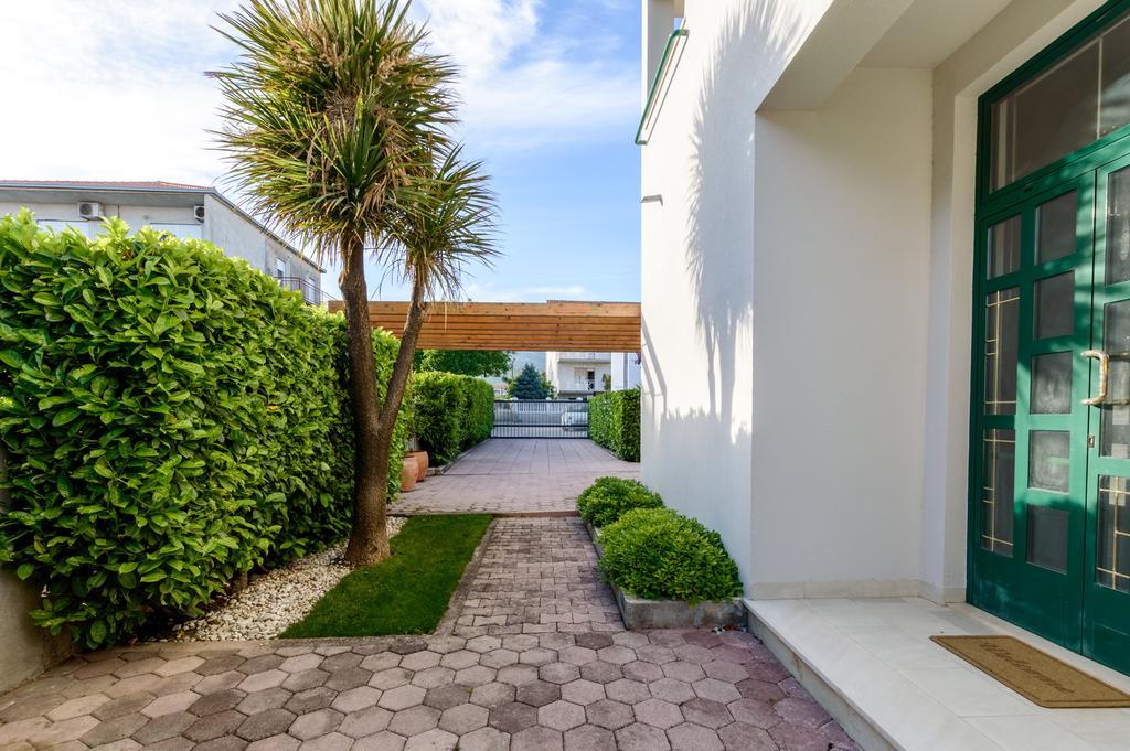 Kuca Za Odmor Kuzmanic Villa Kastela Ngoại thất bức ảnh
